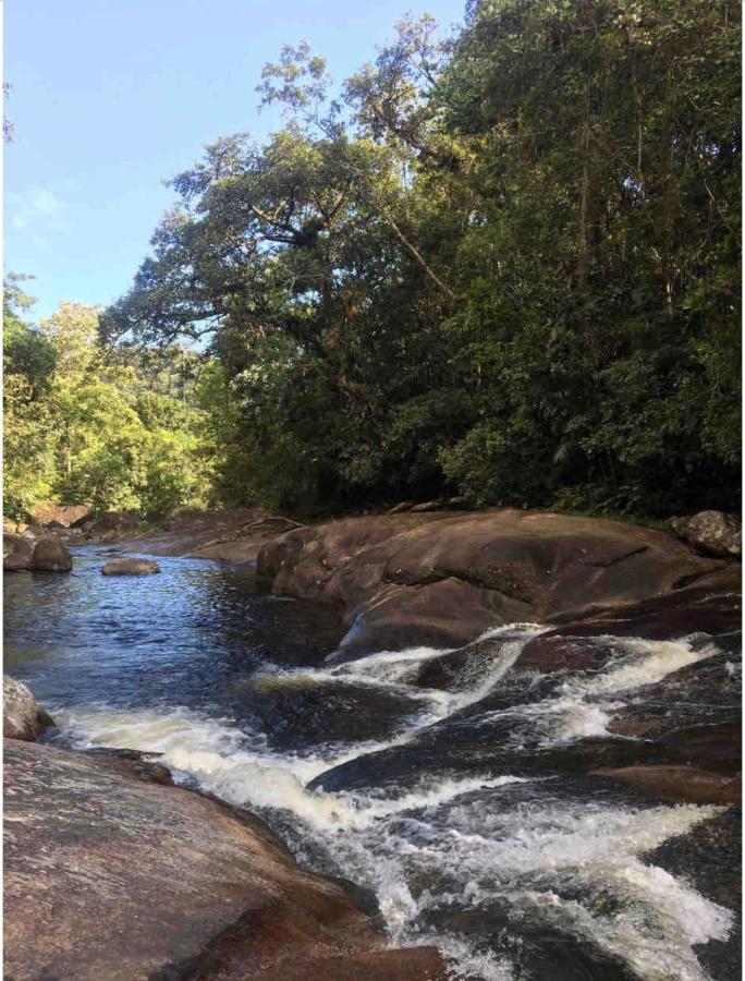 Cachoeira E Praia Em Убатуба Екстериор снимка